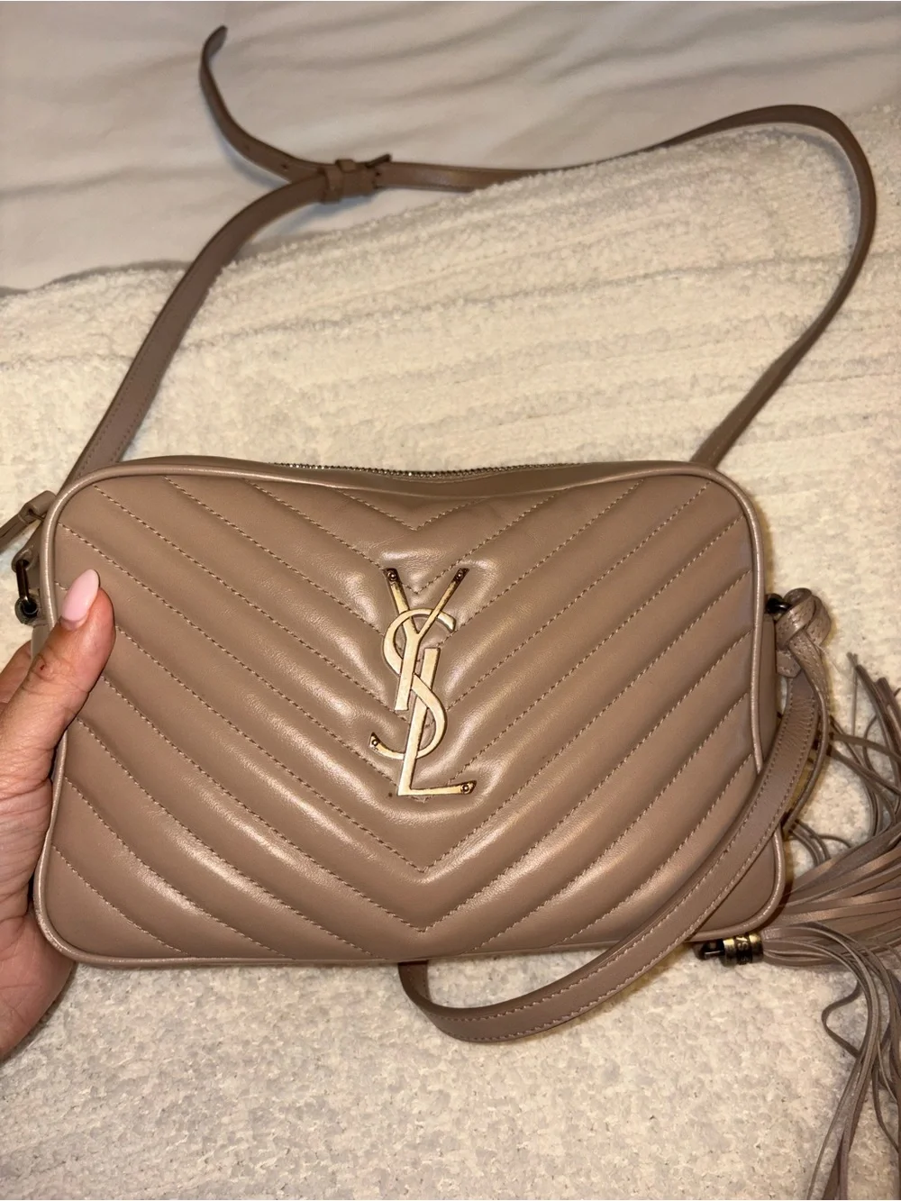 UPDATE: SOLD Saint Laurent Taupe Quilted Leather Crossbody Camera Bag w/ Tassel - Picture 3 of 5